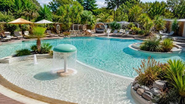 5 raisons de choisir un camping avec piscine à Arcachon